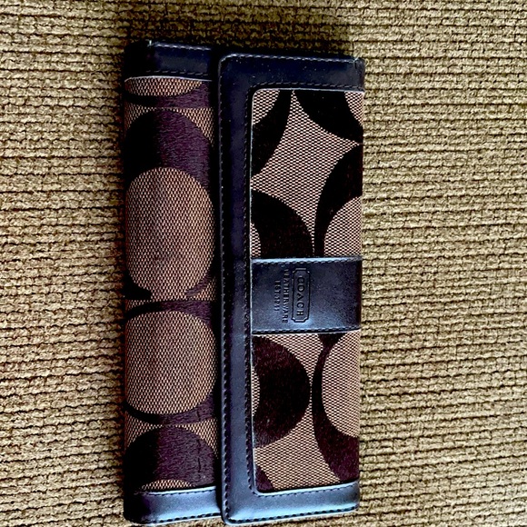 Coach wallet - Picture 1 of 2